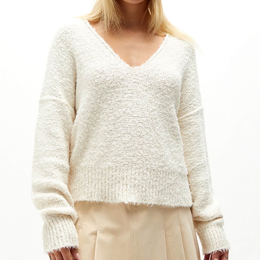 FREE PEOPLE. Eco Theo V-Neck sweater. XS.